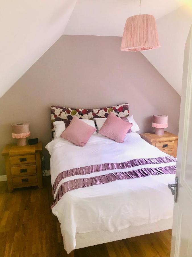 Red Deer Cosy Apartment In Letterfrack Connemara Ngoại thất bức ảnh
